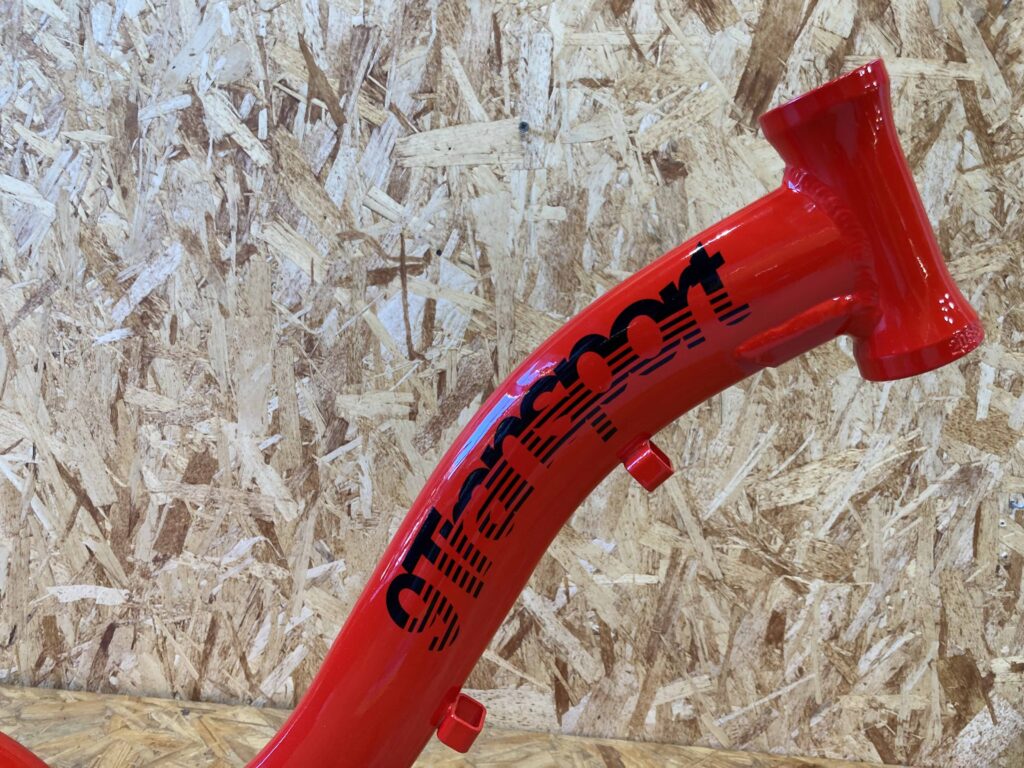cuadro 9Transport rojo detalle